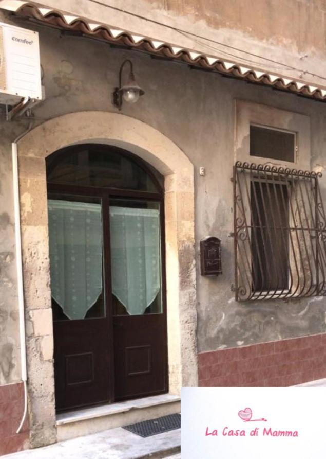 דירות סירקוזה La Casa Di Mamma מראה חיצוני תמונה